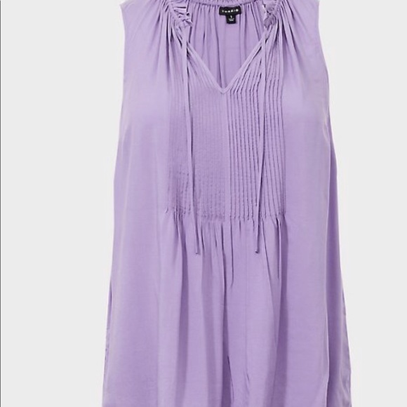 Torrid Lavender Challis Pintuck Tank Top 00 - Picture 3 of 7
